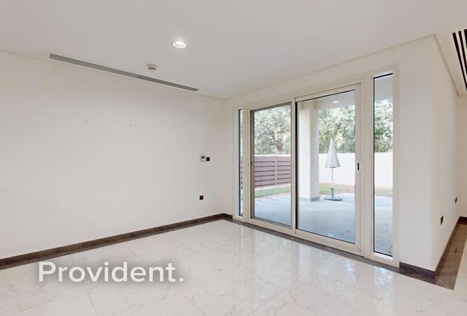 74254308 - Property Image 3