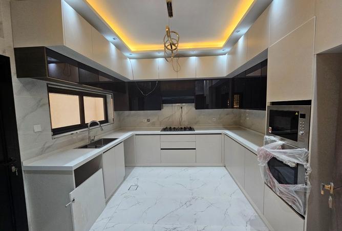 132490553 - Property Image 3