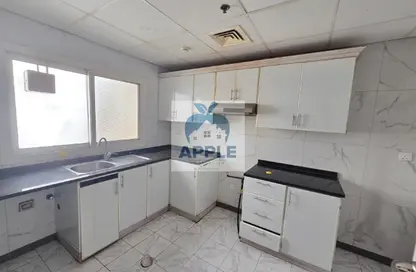 Apartment - 3 Bedrooms - 3 Bathrooms for rent in Muwaileh 3 Building - Muwaileh - Sharjah