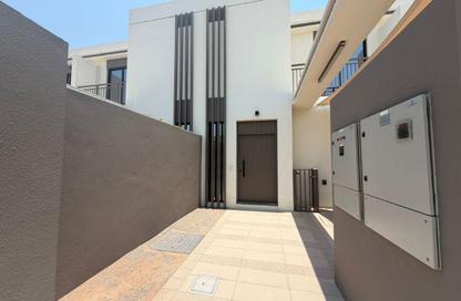 Townhouse - 2 Bedrooms - 4 Bathrooms for rent in Falcon Island North - Falcon Island - Al Hamra Village - Ras Al Khaimah