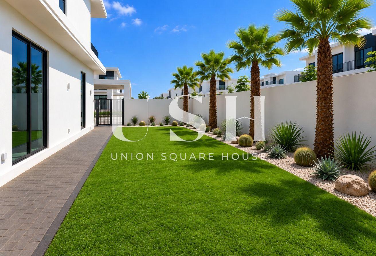 ON THE PARK | READY TO MOVE | BIGGER PLOT photo 13
