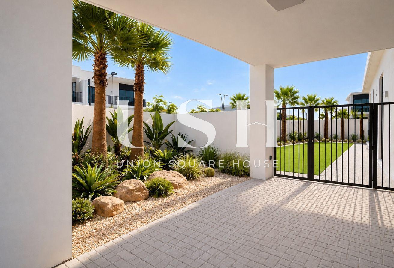 ON THE PARK | READY TO MOVE | BIGGER PLOT photo 9