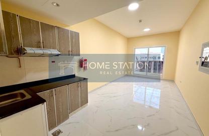 Apartment - Studio - 1 Bathroom for rent in Al Karama Sqaure - Al Karama - Dubai