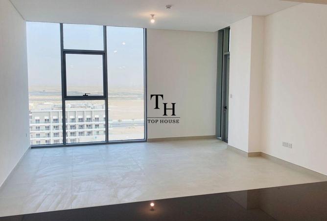 80690700 - Property Image 2