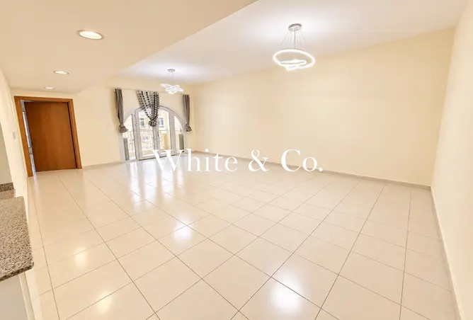 151338300 - Property Image 2