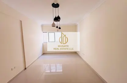 شقة - غرفة نوم - 2 حمامات للايجار في مبنى مويلح - مويلح - الشارقة