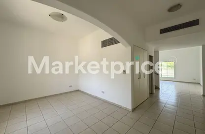 Villa - 3 Bedrooms - 3 Bathrooms for rent in Deema - The Lakes - Dubai