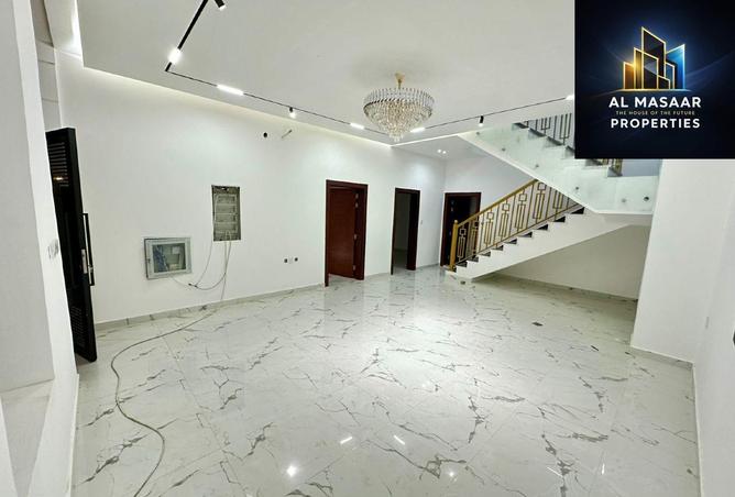 53574245 - صورة العقار 3