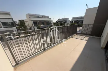 Villa - 3 Bedrooms - 4 Bathrooms for rent in Aura Gardens - Tilal Al Ghaf - Dubai