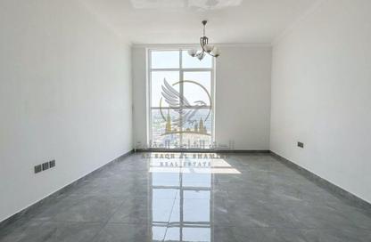 Apartment - Studio - 1 for rent in Al Majaz 3 - Al Majaz - Sharjah Apartment - Studio - 1 for rent in Al Majaz 3 - Al Majaz - Sharjah
