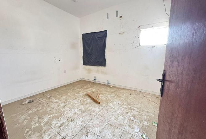 78185755 - Property Main Image