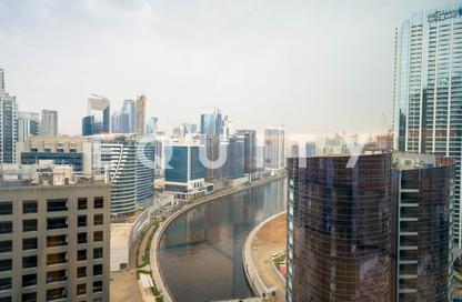 Office Space - Studio for rent in The Binary Tower - Business Bay - Dubai