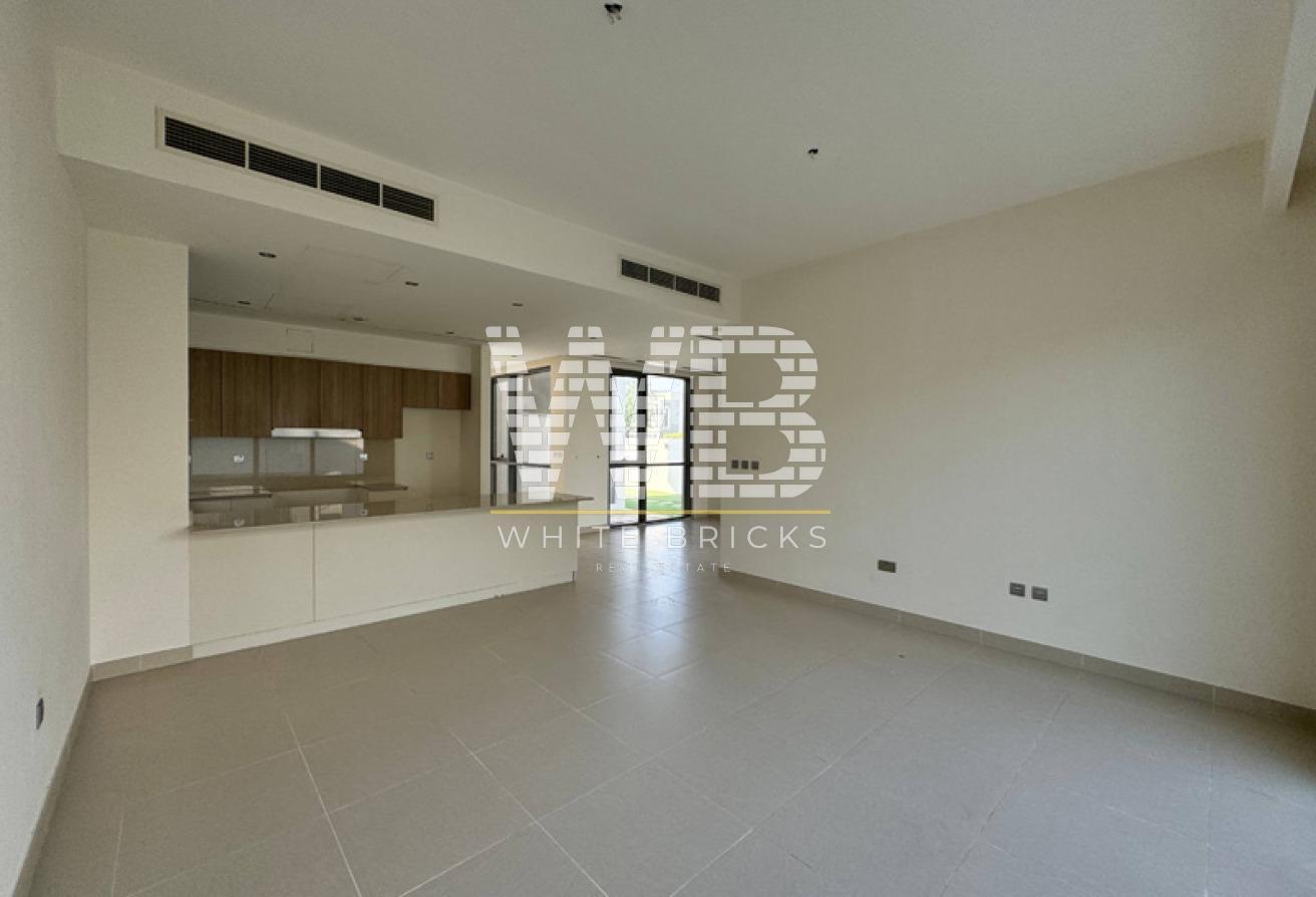 Exclusive 3BR Villa | Spacious | Prime Location photo 2