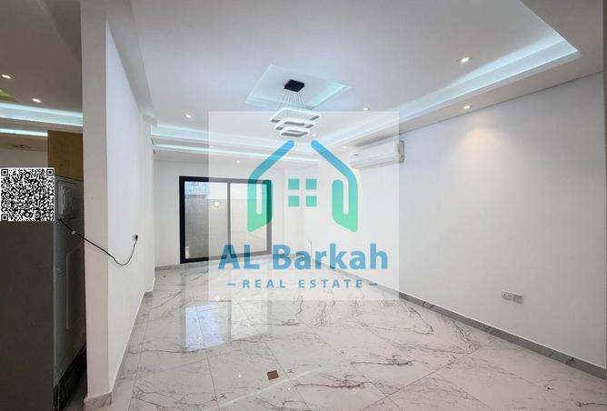 100386955 - Property Image 2