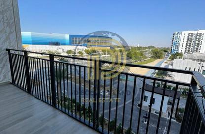 Apartment - 3 Bedrooms - 4 Bathrooms for sale in Waters Edge - Yas Island - Abu Dhabi