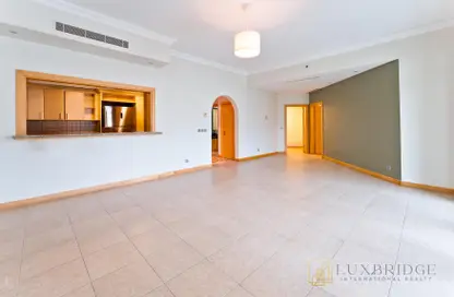Apartment - 2 Bedrooms - 4 Bathrooms for rent in Al Dabas - Shoreline Apartments - Palm Jumeirah - Dubai