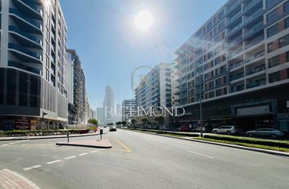 Retail - Studio for rent in Karimian Building - International City Phase 2 - Al Warsan 4 - Al Warsan - Dubai