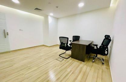 Office Space - 1 Bedroom - 4 Bathrooms for rent in Hamdan Street - Abu Dhabi