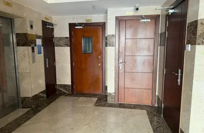 عمارة بالكامل - استوديو - 2 حمامات للايجار في اليرموك - القاسمية - الشارقة عمارة بالكامل - استوديو - 2 حمامات للايجار في اليرموك - القاسمية - الشارقة