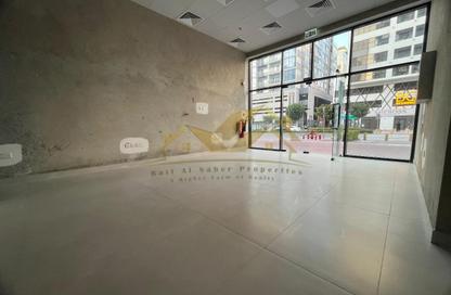 Shop - Studio - 1 Bathroom for rent in Jumeirah Garden City - Al Satwa - Dubai