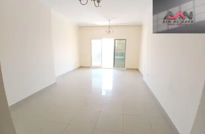 Apartment - 3 Bedrooms - 3 Bathrooms for rent in New Al Taawun Road - Al Taawun - Sharjah