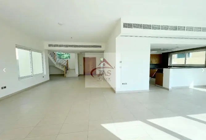 145989127 - Property Image 3