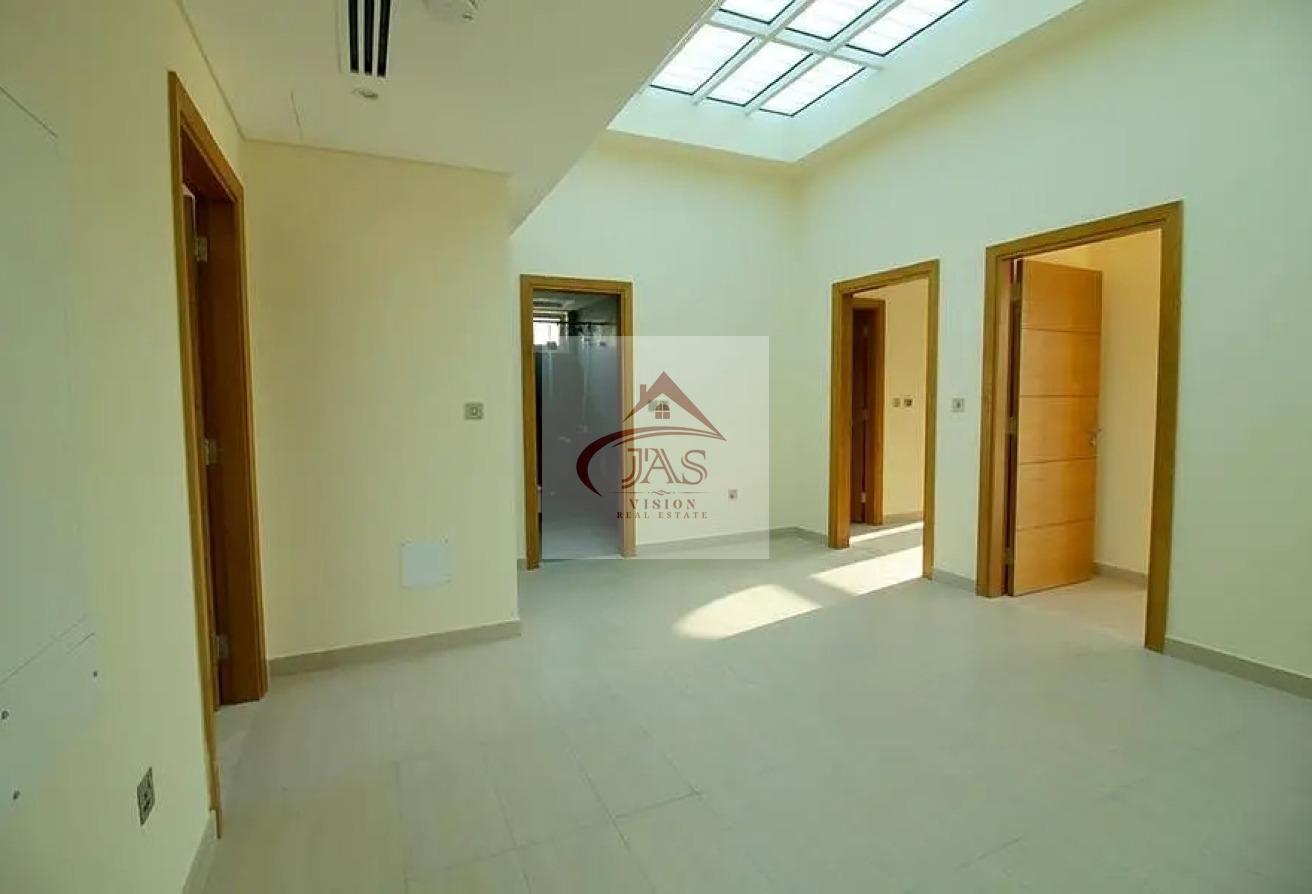 LEGACY NOVA SINGLE - ROW 4 BHK | READY TO MOVE photo 6