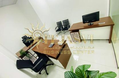 Office Space - Studio - 1 Bathroom for rent in Red Avenue - Al Garhoud - Dubai