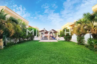 Villa - 4 Bedrooms - 4 Bathrooms for rent in Jumeirah 3 Villas - Jumeirah 3 - Jumeirah - Dubai