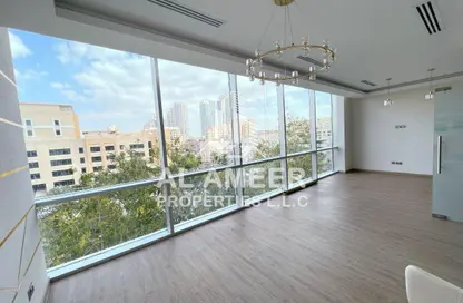 مكتب - استوديو للايجار في بزنس بارك مبنى 4 - إعمار بزنس بارك - شارع الشيخ زايد - دبي