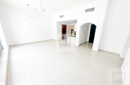 Apartment - 2 - 3 for rent in Westside Marina - Dubai Marina - Dubai