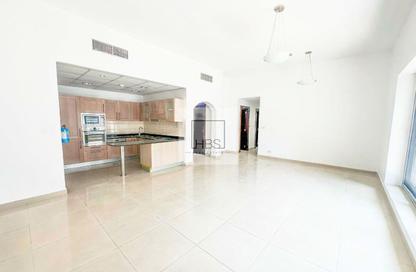 Apartment - 2 - 3 for rent in Westside Marina - Dubai Marina - Dubai