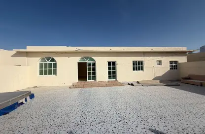 Villa - 5 Bedrooms - 6 Bathrooms for rent in Al Jazzat - Al Riqqa - Sharjah