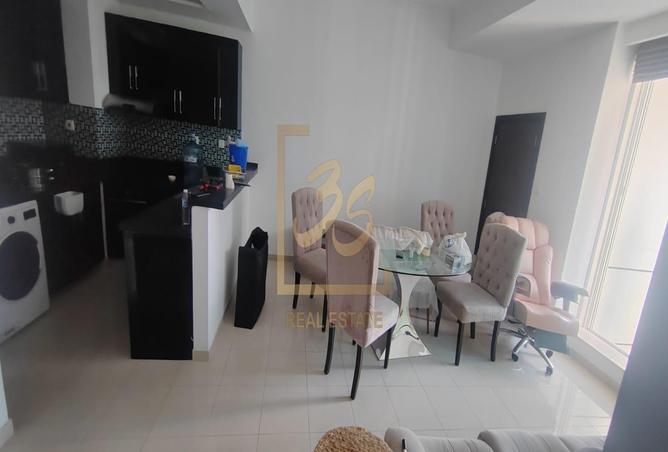 114171462 - Property Image 3