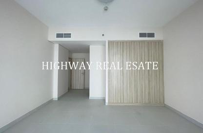 Apartment - 2 - 4 for rent in Muwaileh 29 Building - Muwaileh - Sharjah