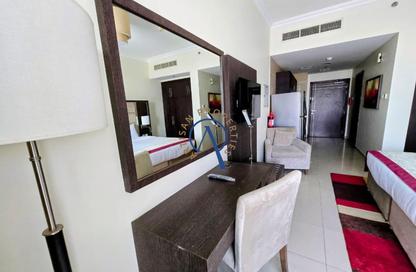 Apartment - Studio - 1 Bathroom for rent in Siraj Tower - Arjan - Dubai