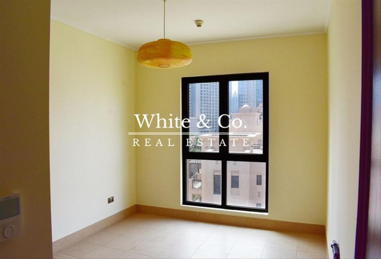 Unfurnished | 3 bed + maid | Burj View photo 4