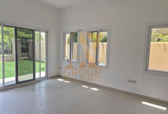 114611774 - Property Image 2