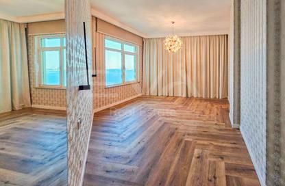 Apartment - 2 - 3 for rent in Al Basri - Shoreline Apartments - Palm Jumeirah - Dubai