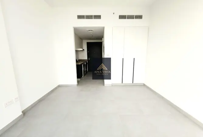 101258406 - Property Image 2