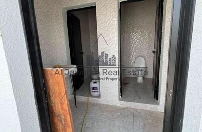 Warehouse - Studio - 2 Bathrooms for rent in Umm Dir - Umm Al Quwain