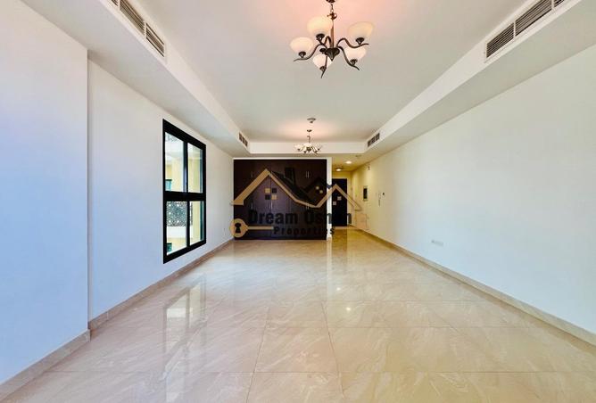 82357275 - Property Image 2