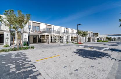 Townhouse - 3 - 4 for rent in Aura Gardens - Tilal Al Ghaf - Dubai Townhouse - 3 - 4 for rent in Aura Gardens - Tilal Al Ghaf - Dubai