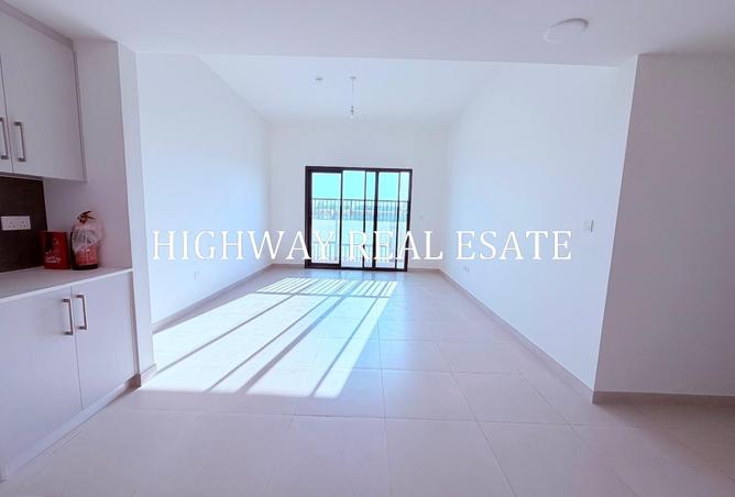 124712003 - Property Image 3