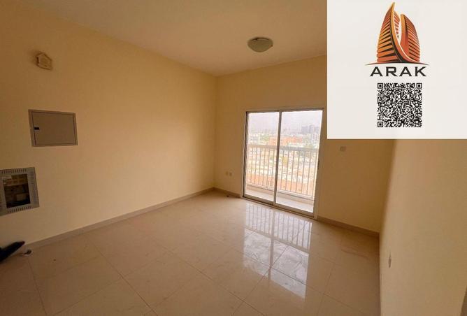 2PKsD2iVcq8 - Property Image 3