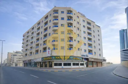 Labor Camp - Studio - 7 Bathrooms for rent in Ajman Corniche Road - Ajman