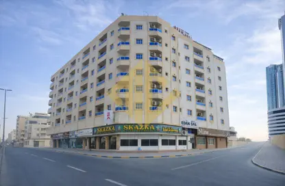 سكن عمال - استوديو - 7 حمامات للايجار في مساكن كورنيش عجمان - طريق كورنيش عجمان - عجمان سكن عمال - استوديو - 7 حمامات للايجار في مساكن كورنيش عجمان - طريق كورنيش عجمان - عجمان