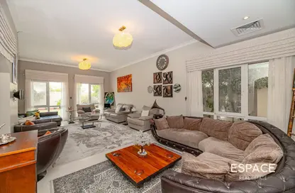 فيلا - 4 غرف نوم - 4 حمامات للايجار في ميدوز 2 - ميدوز - دبي