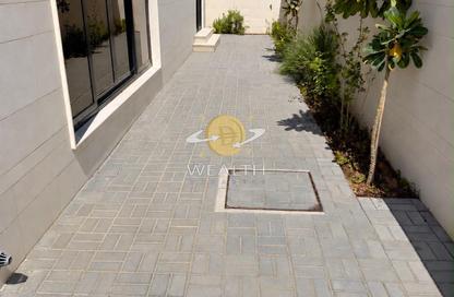 Villa - 4 - 5 for sale in Al Hooshi Villas - Hoshi - Al Badie - Sharjah
