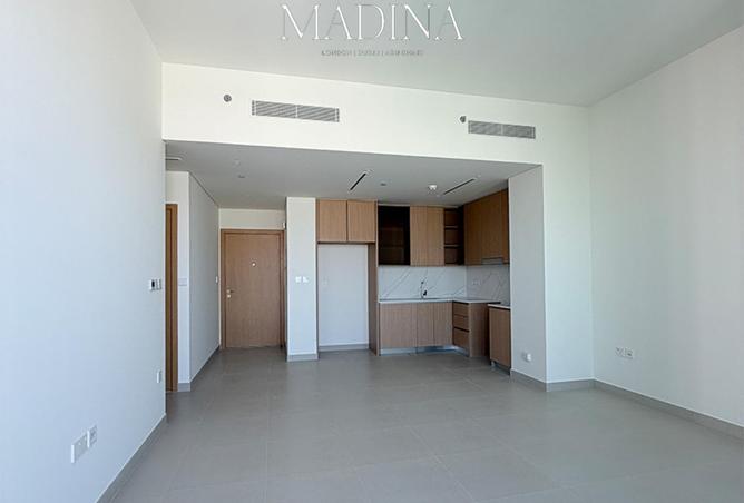 Brand New | Large Layout | Corner Unit